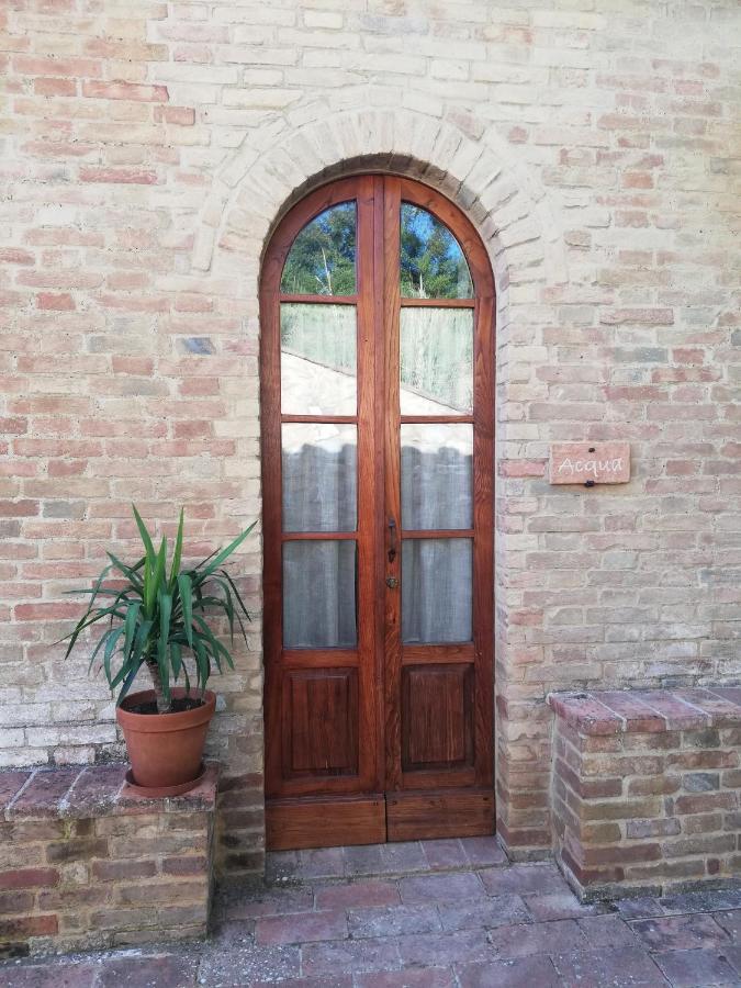 Podere Sant'Antonio Buonconvento Exterior photo